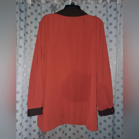 Susan Graver Button Down 2x - Picture 2 of 9